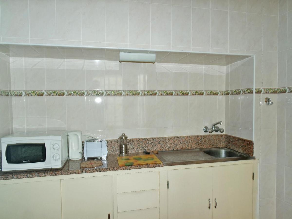 C01 - Blue Door City Apartment ลากอส ภายนอก รูปภาพ